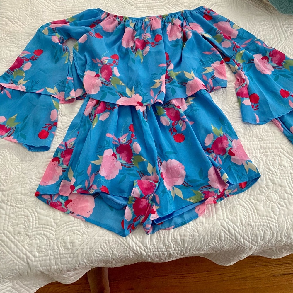 Never worn Pink Lily Boutique Romper